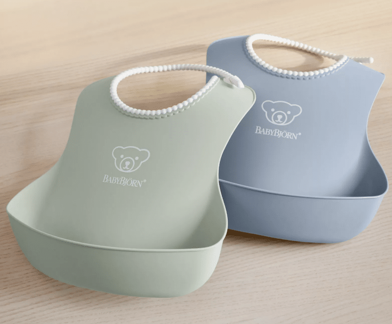 Baby Bjorn baby bib for baby led weaning 